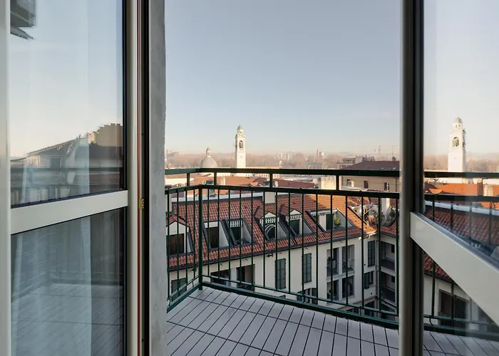 Guesthost - Milano Renovated Studio Apts